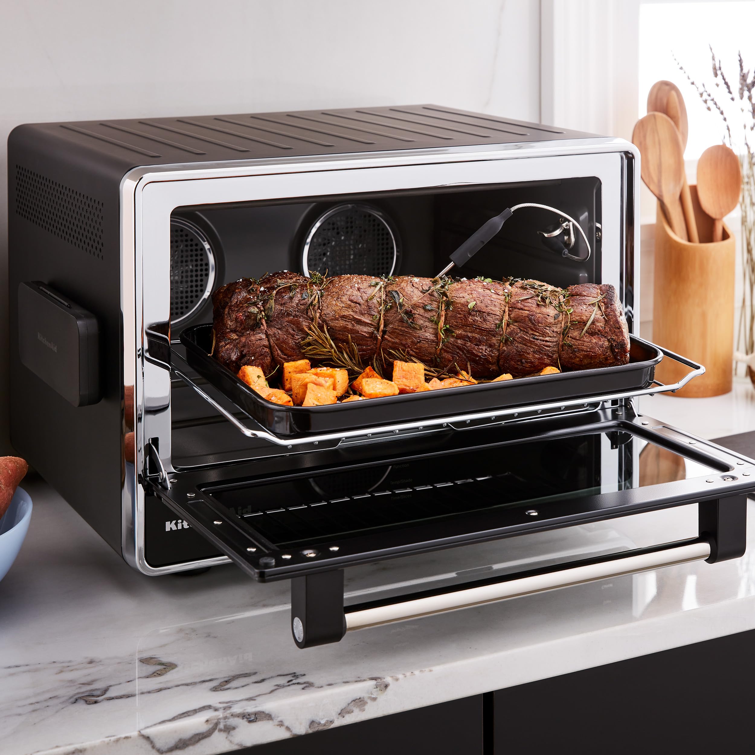 KitchenAid Dual Convection Countertop Oven with Air Fry and Temperature Probe - KCO224BM - Image 6